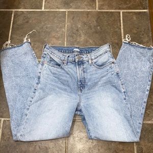Boyfriend Mid-Rise Jeans